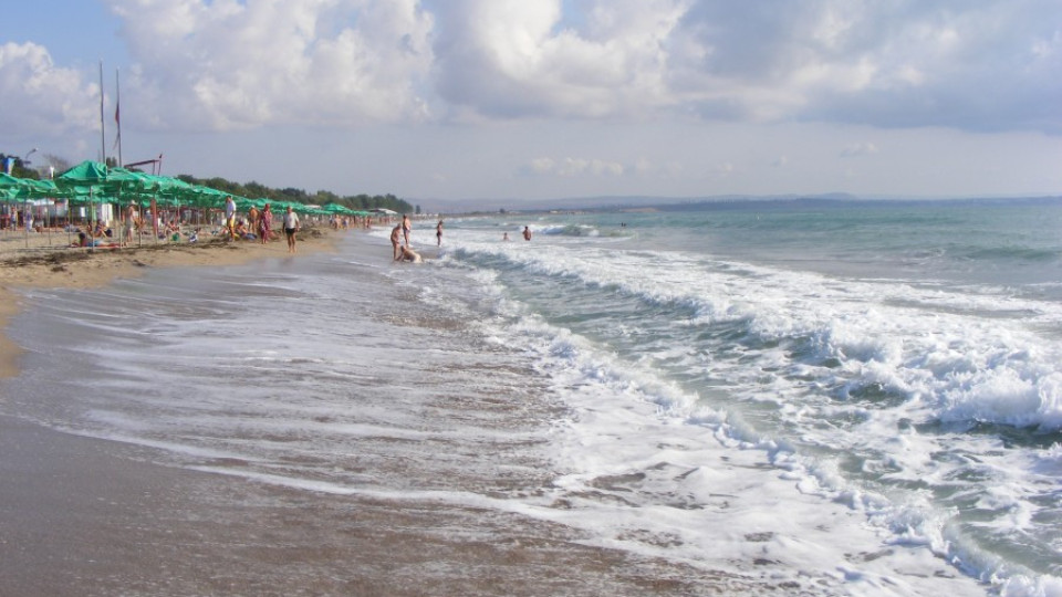 Дете изчезна в морето на Северния плаж в Бургас | StandartNews.com