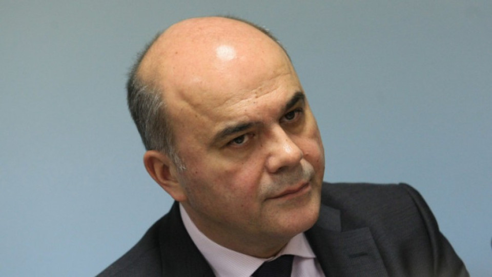 Борисов отхвърли оставката на Бисер Петков, засега | StandartNews.com