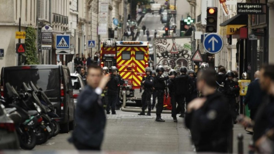 Заложническа драма в Париж, похитител заля жертвата си с бензин | StandartNews.com