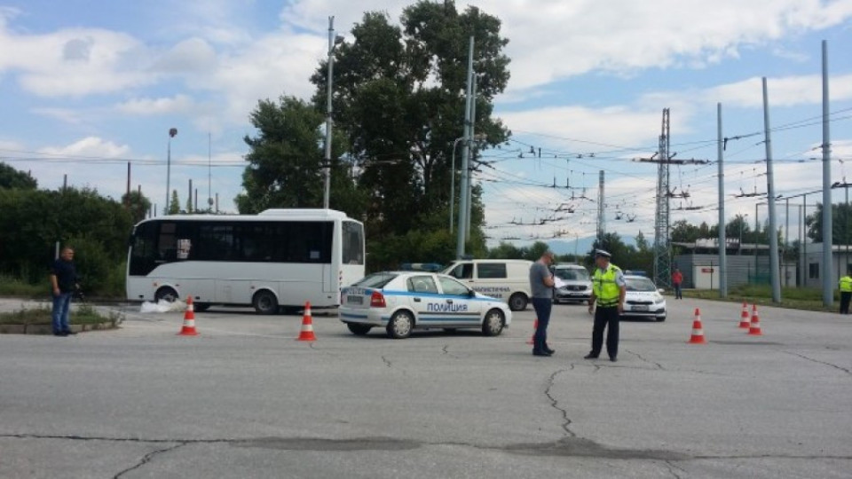 Автобус от градския транспорт в Пловдив блъсна и уби възрастна жена | StandartNews.com