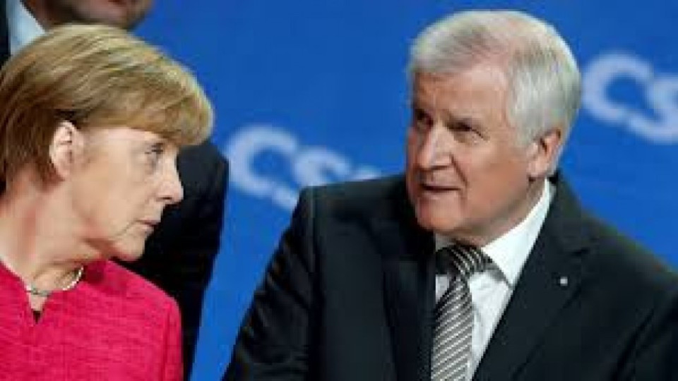 МВР шефът на Германия с оставка заради Меркел | StandartNews.com