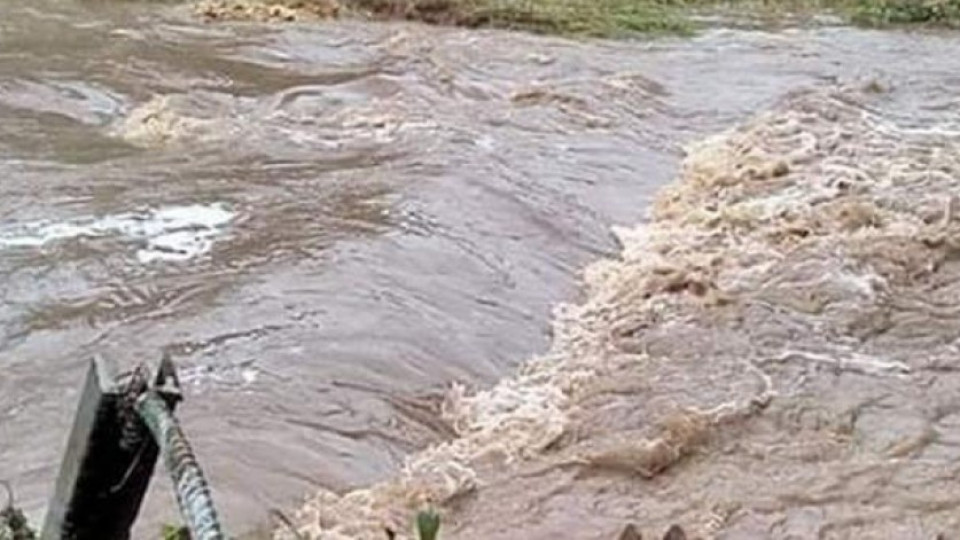 Издирват момиченцето, чиято сестричка се удави в река Луда Яна | StandartNews.com