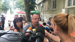 Отлагат евтаназирането на стада в околностите на селата Болярово и Шарково