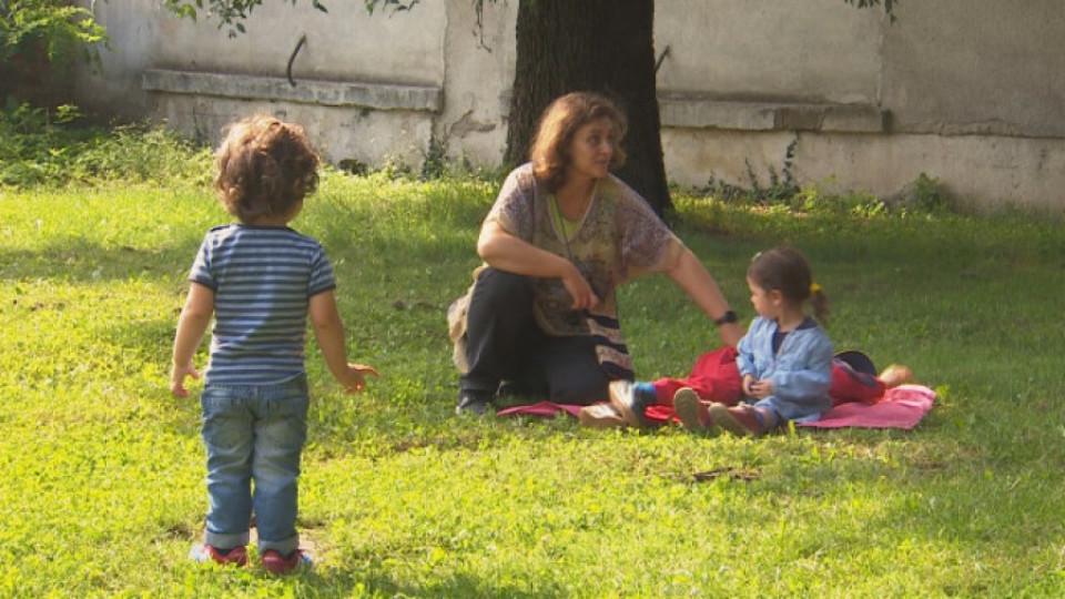 В първата православна детска градина у нас учат най-малките на търпение | StandartNews.com