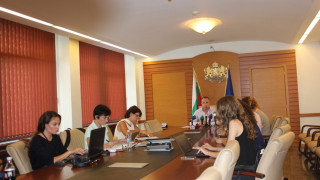 Приключи евтаназирането на животни в село Шарково
