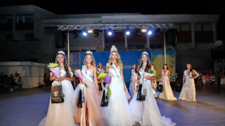 Бивша гимнастичка стана Мис Созопол пред 2000 души публика