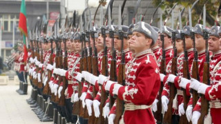 Армията празнува 140 години с концерт