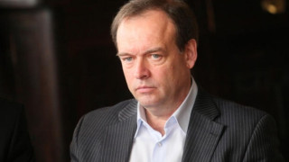 Ще познаеш бг майката на плажа по шамарите
