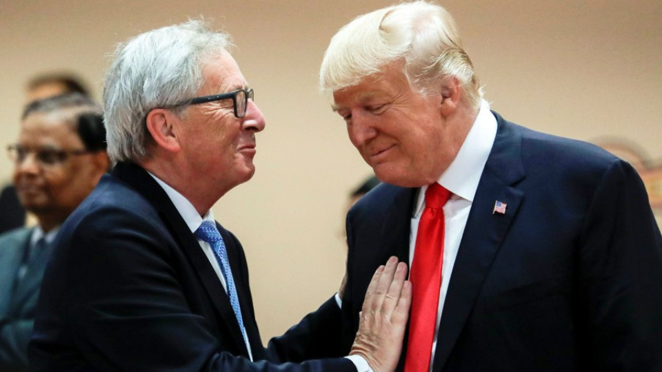 Тръмп и Юнкер се съгласиха да избегнат търговската война между Евросъюза и САЩ | StandartNews.com