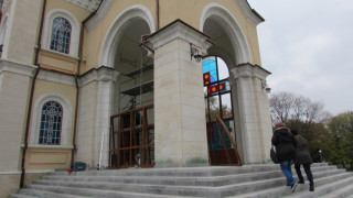 Кабинетът дава още близо 150 млн. лв. за храмове и инфраструктура