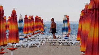 Половината българи нямат пари за почивка това лято