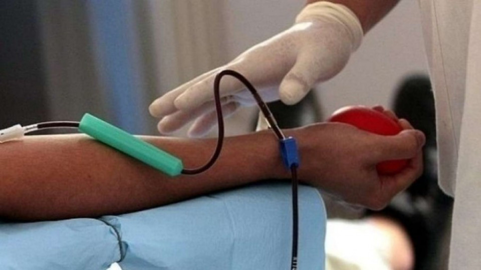Зов за помощ: Лекари даряват кръв и средства за спасяването на млада колежка | StandartNews.com
