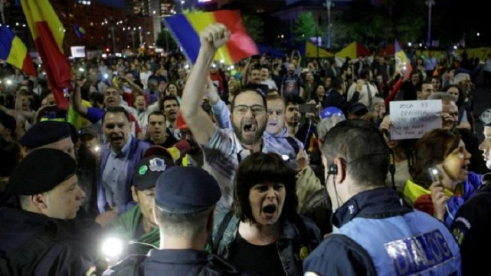 Двойно прегряване запали Румъния | StandartNews.com