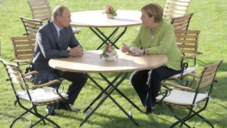 Меркел и Путин преговаряха 3 часа за отношенията Европа-Русия