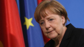 Меркел против въвеждане на задължителна казарма в Германия