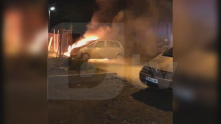 Кола беше запалена тази нощ в Карнобат