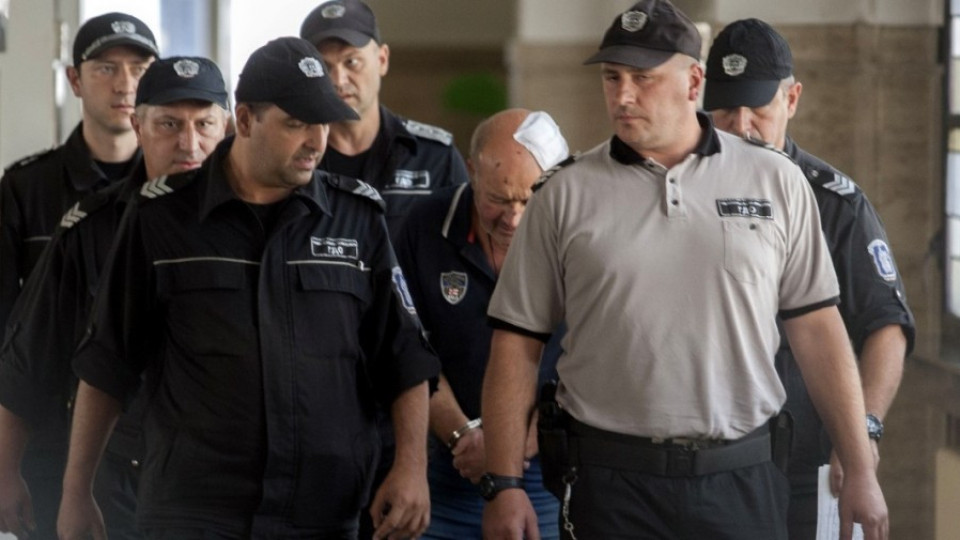 Шофьорът на автобуса-убиец е пуснат на свобода срещу 2000 лв. гаранция | StandartNews.com