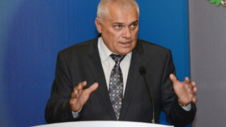 Валентин Радев: Подадохме си оставките, има капитан, който решава