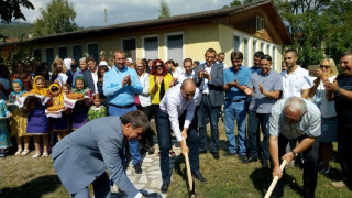 Цветан Цветанов: Силната страна на ГЕРБ е, че сме винаги сред хората