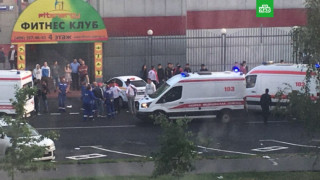 Автомобил се вряза в група пешеходци на московски булевард, човек загина