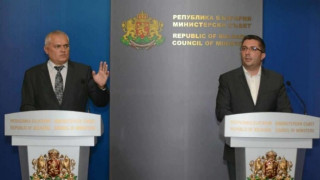 Коалиционният съвет решава съдбата на министрите в оставка