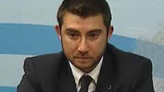 Контрера: "Зелени" вкарват СОС в капан за лифтовете