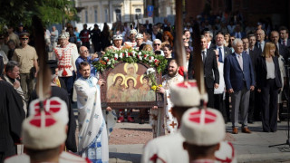 Кметът на София: Опазим ли вярата, надеждата и любовта, ще опазим себе си като добри хора 