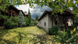 Роженският манастир нападнат от бандити, търсели скрито съкровище 