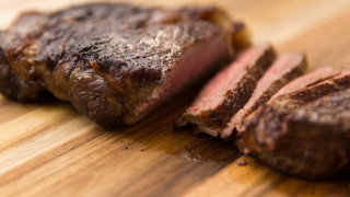 Месото печели нови точки като храна за отслабване 
