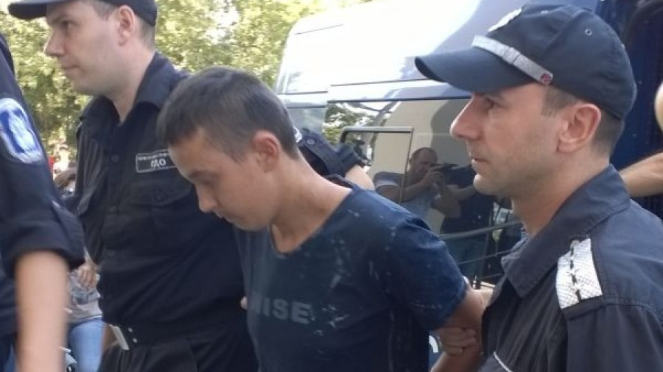 В Бургас осъдиха на 8 години затвор убиеца на малката Никол | StandartNews.com