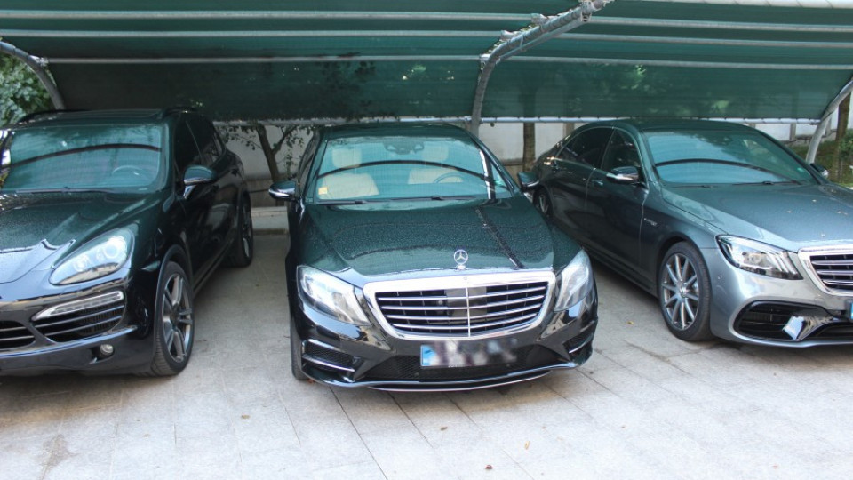 Проверяват доходите на стотици собственици на луксозни коли по Северното Черноморие | StandartNews.com