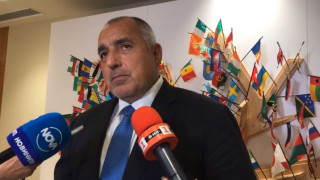 Премиерът: С повечето пари в бюджета ще си позволим машини за военните сили