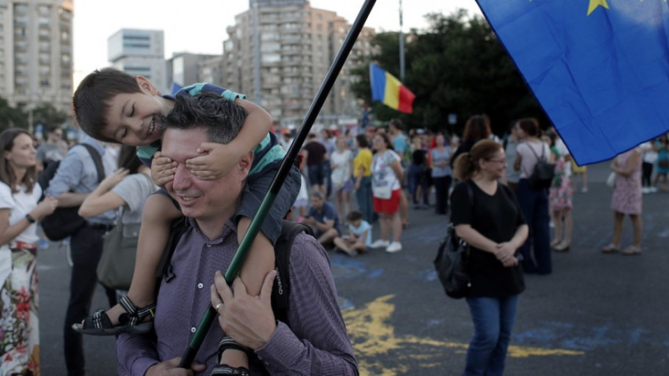 Пореден протест срещу корупцията в Румъния | StandartNews.com