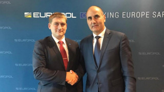 Цветанов участва в среща на управителния съвет на Европол в Хага