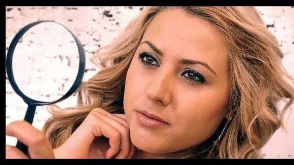 Бдение в София в памет на убитата журналистка Виктория Маринова | StandartNews.com