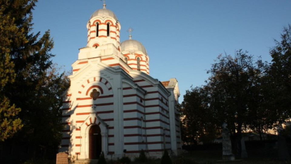 Българската православна църква отбелязва Петковден | StandartNews.com