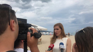 Ангелкова: Над 2 млрд. евро са приходите от международен туризъм за 7 месеца