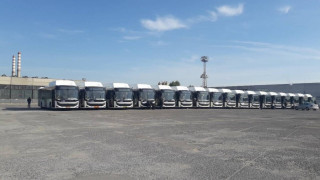 Пристигнаха първите 20 електробуса и 17 нови на природен газ за София