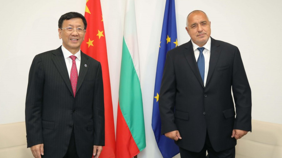 Премиерът Борисов на среща с Цао Дзиенмин | StandartNews.com