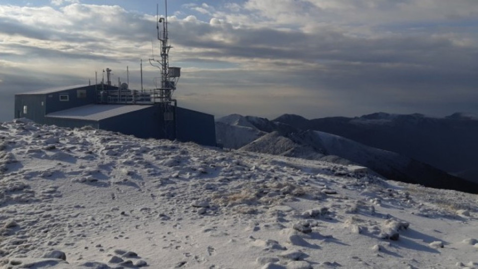Сняг покри района на връх Мусала тази сутрин  | StandartNews.com