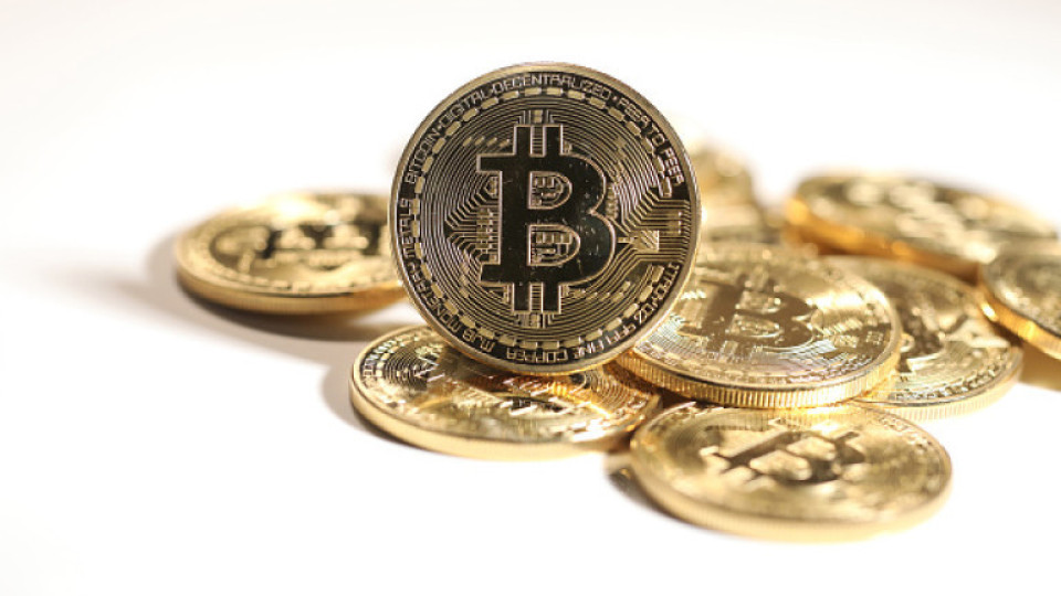 Bitcoin потъна под $6000 | StandartNews.com
