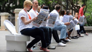 892 млн. от хората на земята нямат WC