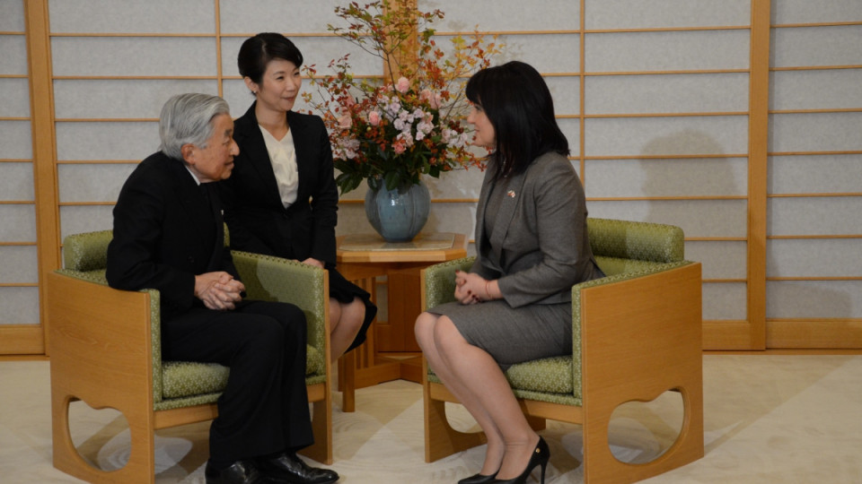 Караянчева покани японския император у нас | StandartNews.com