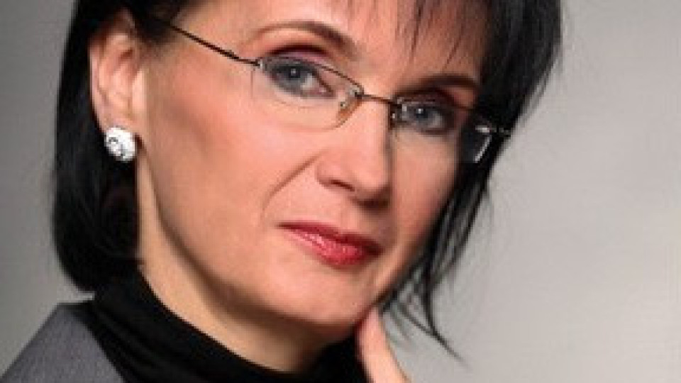 Днес рожден ден празнува журналистката Светла Петрова | StandartNews.com