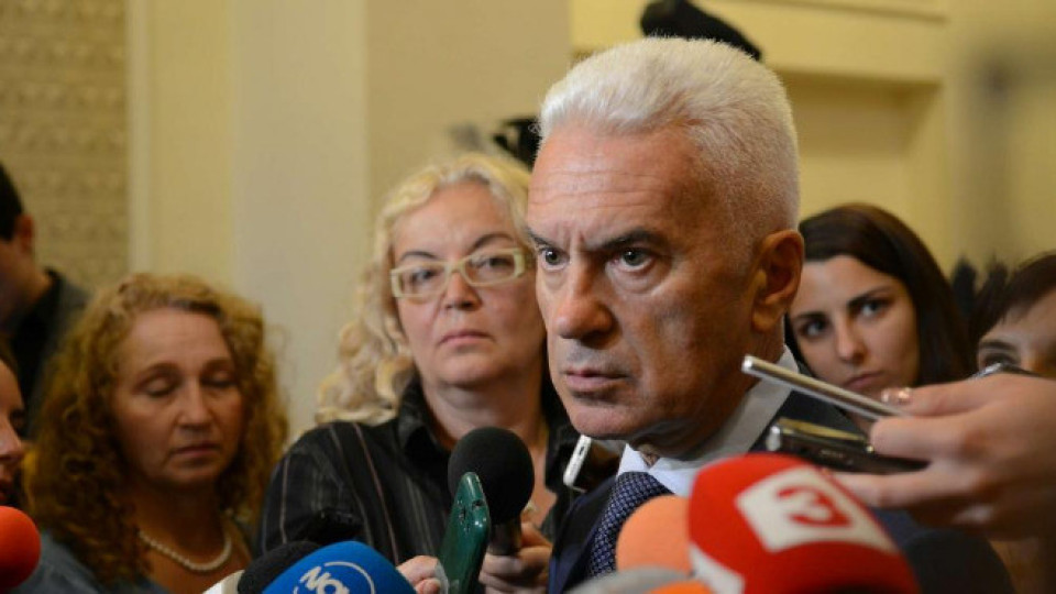 Сидеров искал вицепремиерското място да е празно | StandartNews.com