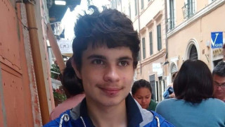 Полицията в София издирва момче на 18 години