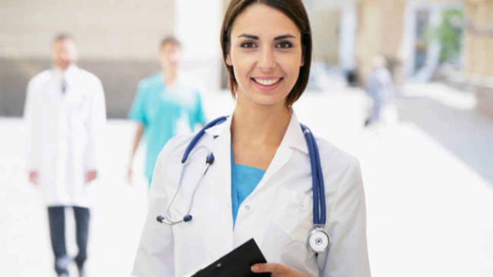 Англия търси 40 000 медсестри, разчита на България и Полша | StandartNews.com