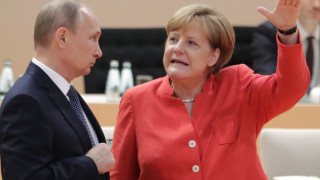 Путин към Меркел: Действията на Украйна са провокация