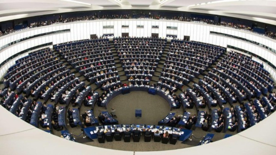Европарламентът къса споразумението с Русия | StandartNews.com