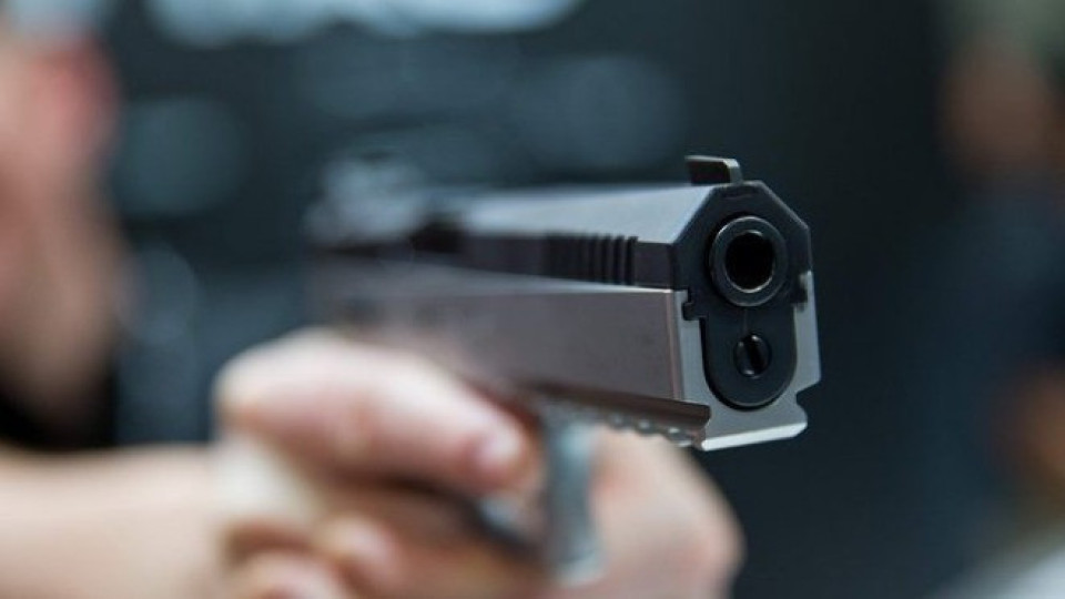 Длъжник заплаши ВиК с пистолет | StandartNews.com